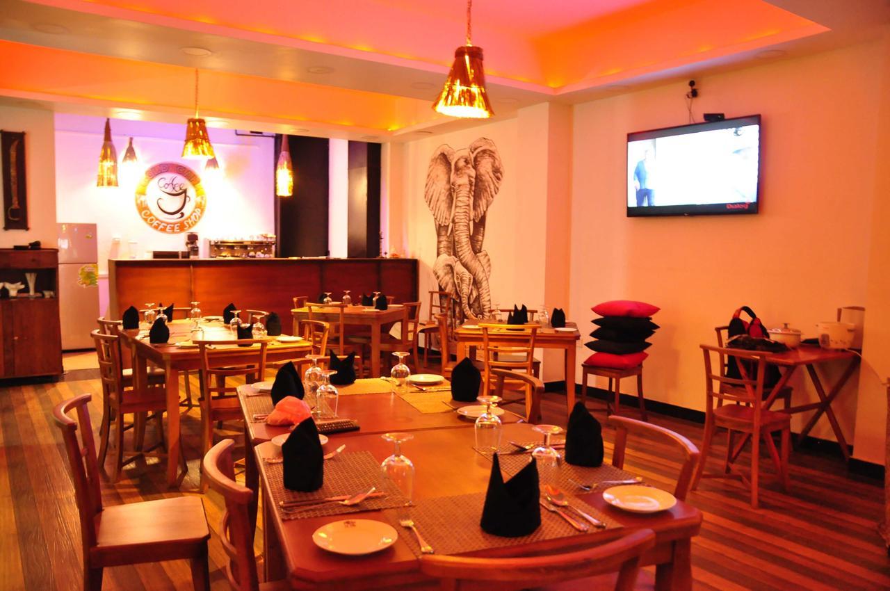 Hotel Oak Ray La Ella Breeze Esterno foto