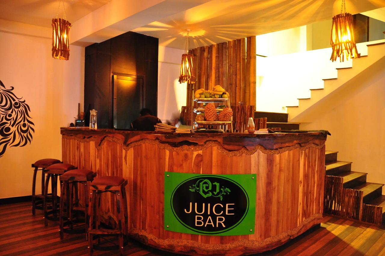 Hotel Oak Ray La Ella Breeze Esterno foto