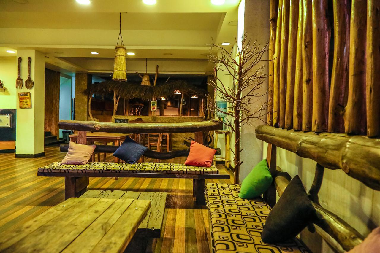 Hotel Oak Ray La Ella Breeze Esterno foto